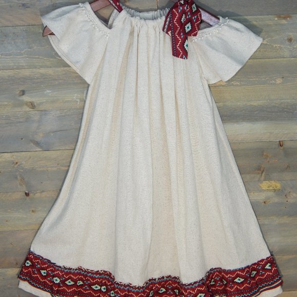 Gorgeous Cold Shoulder Style Dress Girl size 5-6 - Picture 4 of 4